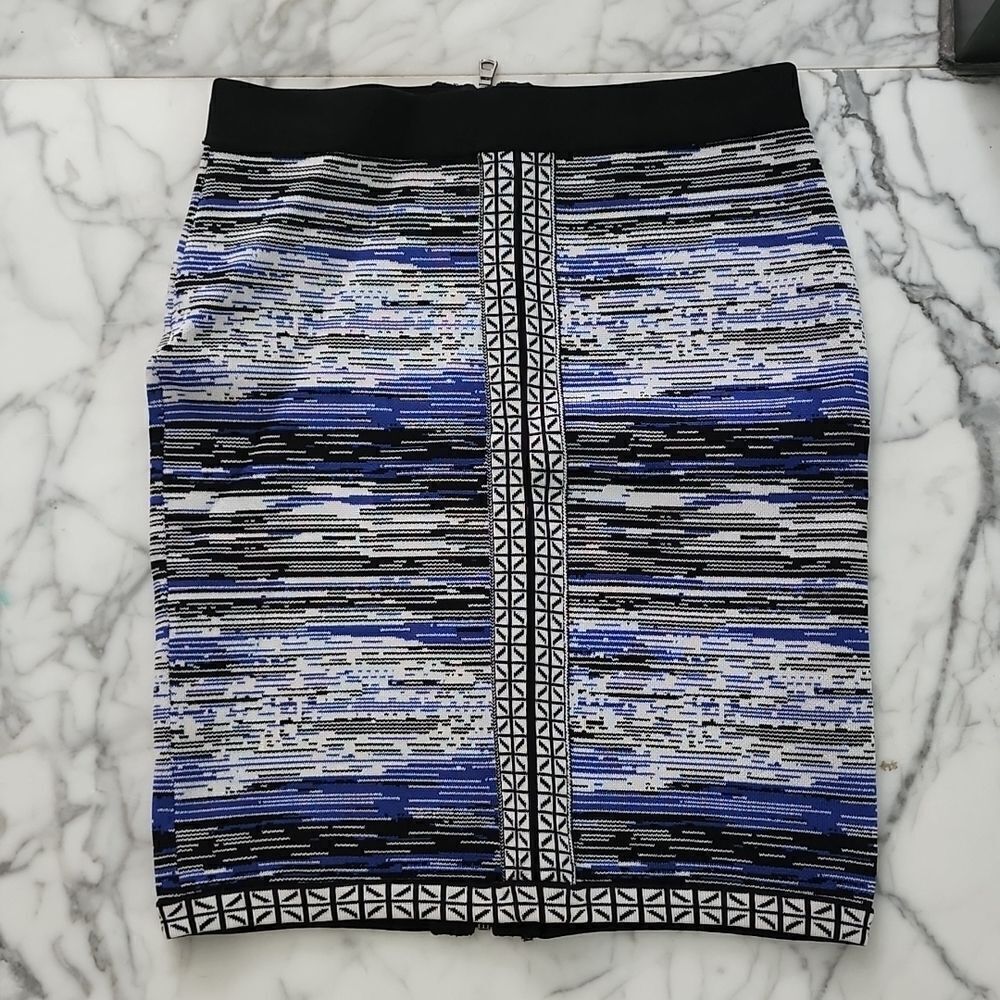 Parker skirt size small
